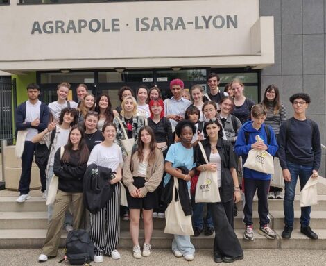 Photo sortie scolaire 2ND H.jpeg